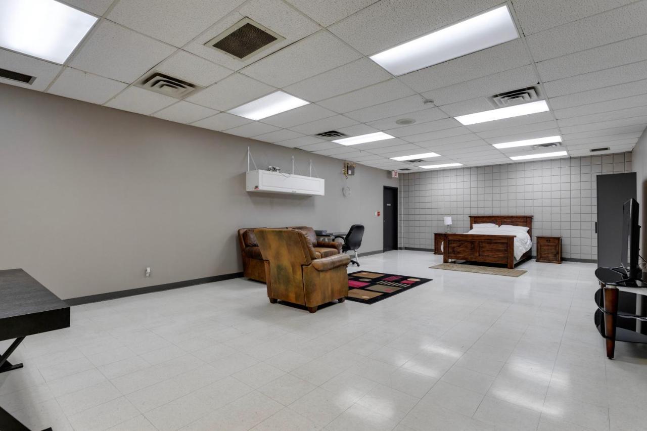 Auberge de jeunesse Calgary Connect Extérieur photo